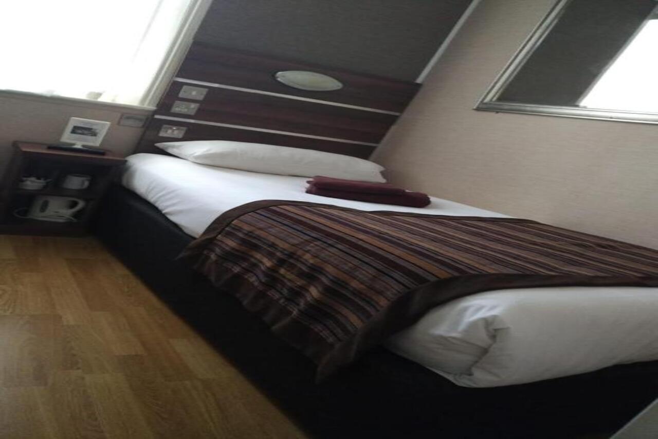 Hotel Huttons Hotel, Victoria 3*