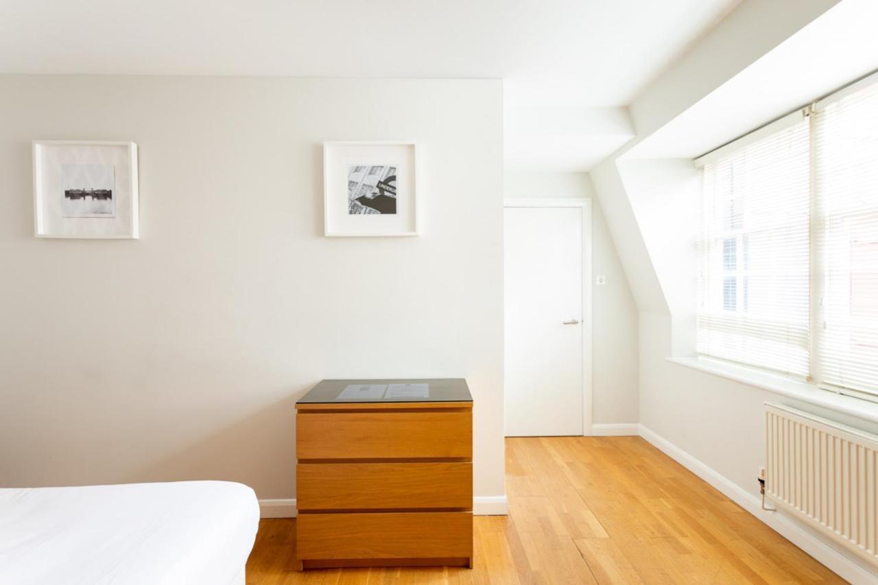 Apartment Groveland Court 1 *