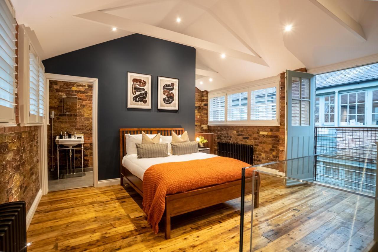 2 Bedroom Bethnal - W Yard View By Opulent * Londen