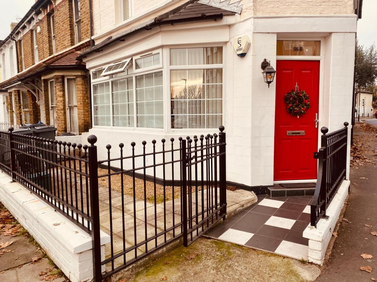 Appartement Lovely Entire 1 Bedroom Flat With Patio In Chiswick Superb Location Londen