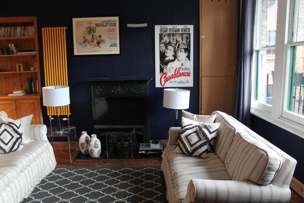 Artistic And Soulful Carnaby Street Movie Pad Londres