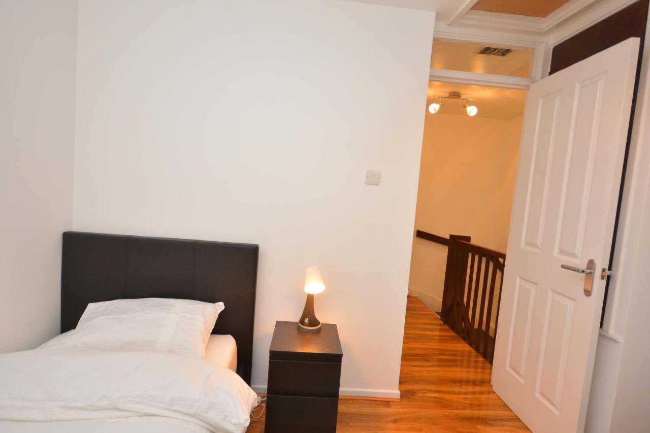 Appartement Newly Refurbished 3 Bedroom House