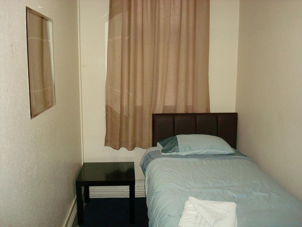 Herberg Forest Gate - Free Parking Limited Spaces 2*