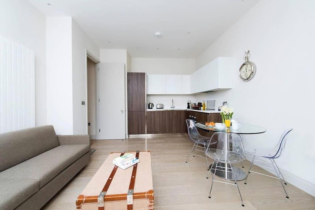 Apartamento Recently Redecorated Bright 1br Near Shepherds Bush With Parking Soa