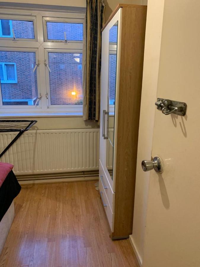 Arbnb Comfy Sleep Self Catering Private Bedrooms 60 Pound Per Night Per Person Privatunterkunft