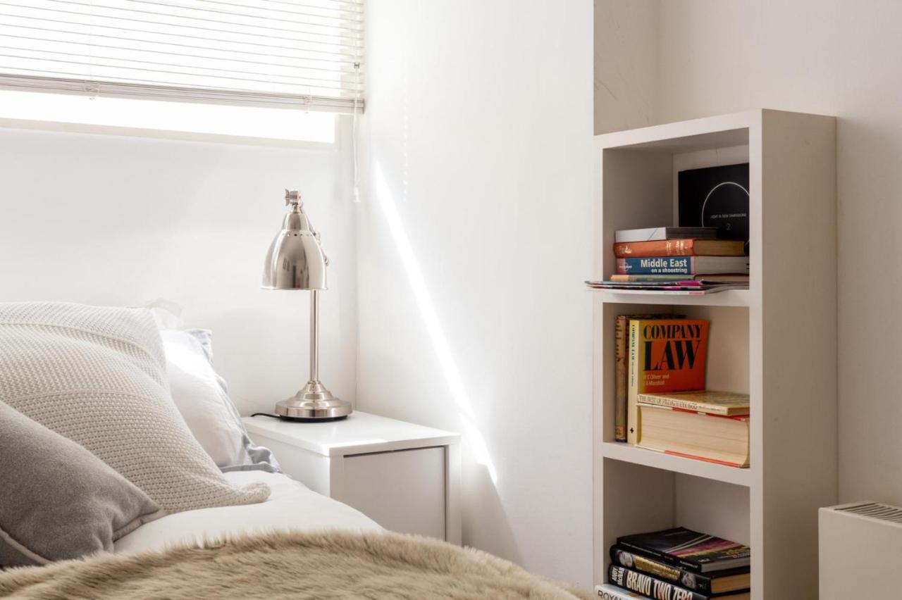 Vakantiehuis New Stunning 5bd Mews House