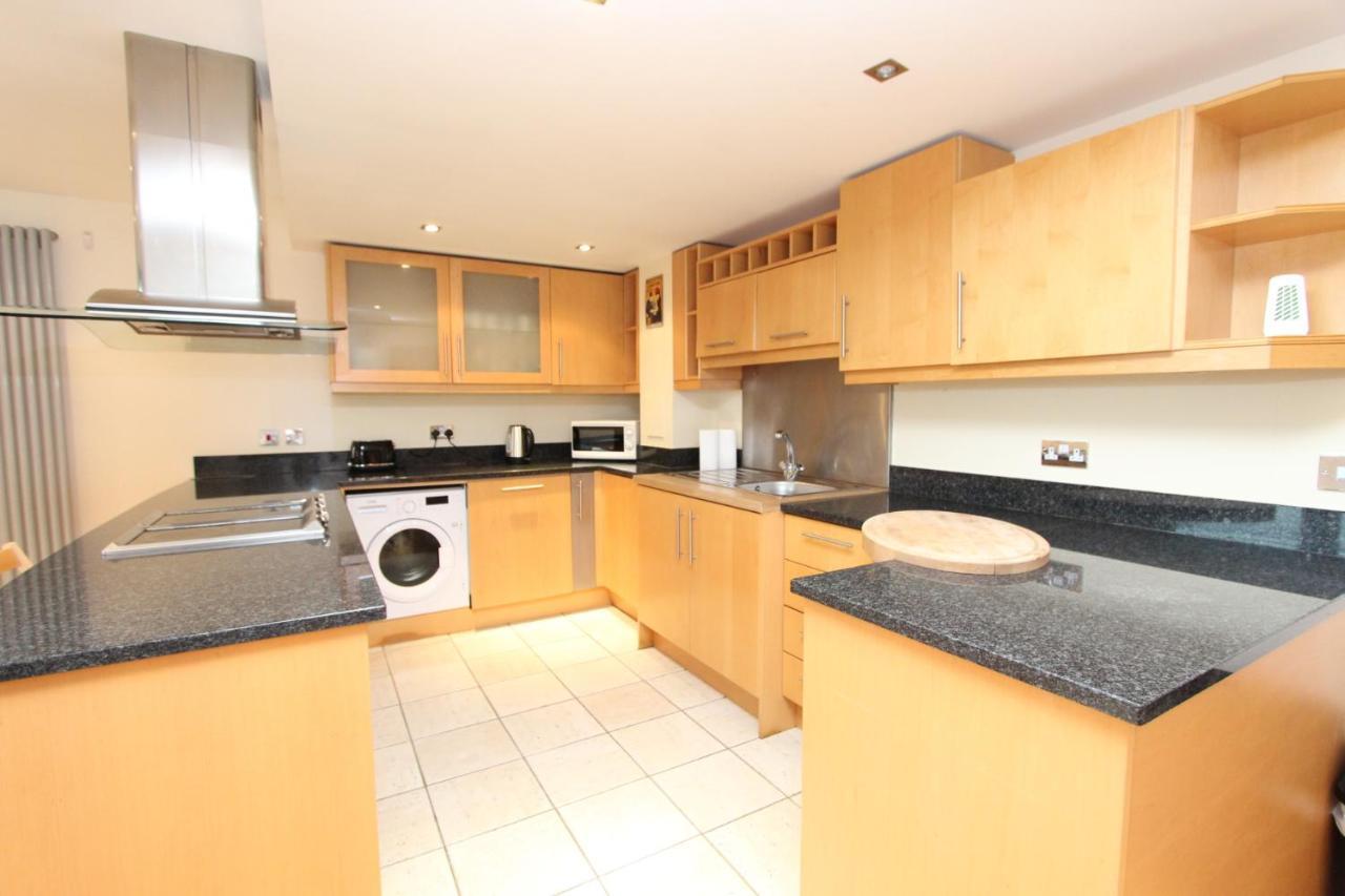 Lovely 2-bedroom In Docklands, E14 Londres
