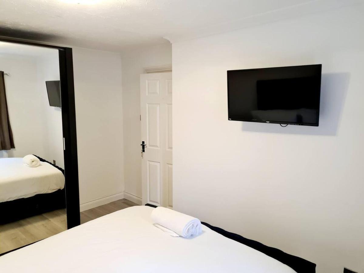 Modern & Spacious - Walk To Excel- Parking Casa de férias Londres