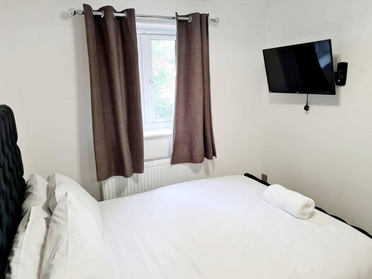 Modern & Spacious - Walk To Excel- Parking Casa de férias Londres