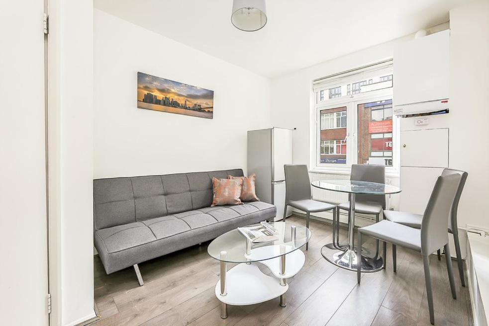Apartamento Finsbury Park Station Apartment! *