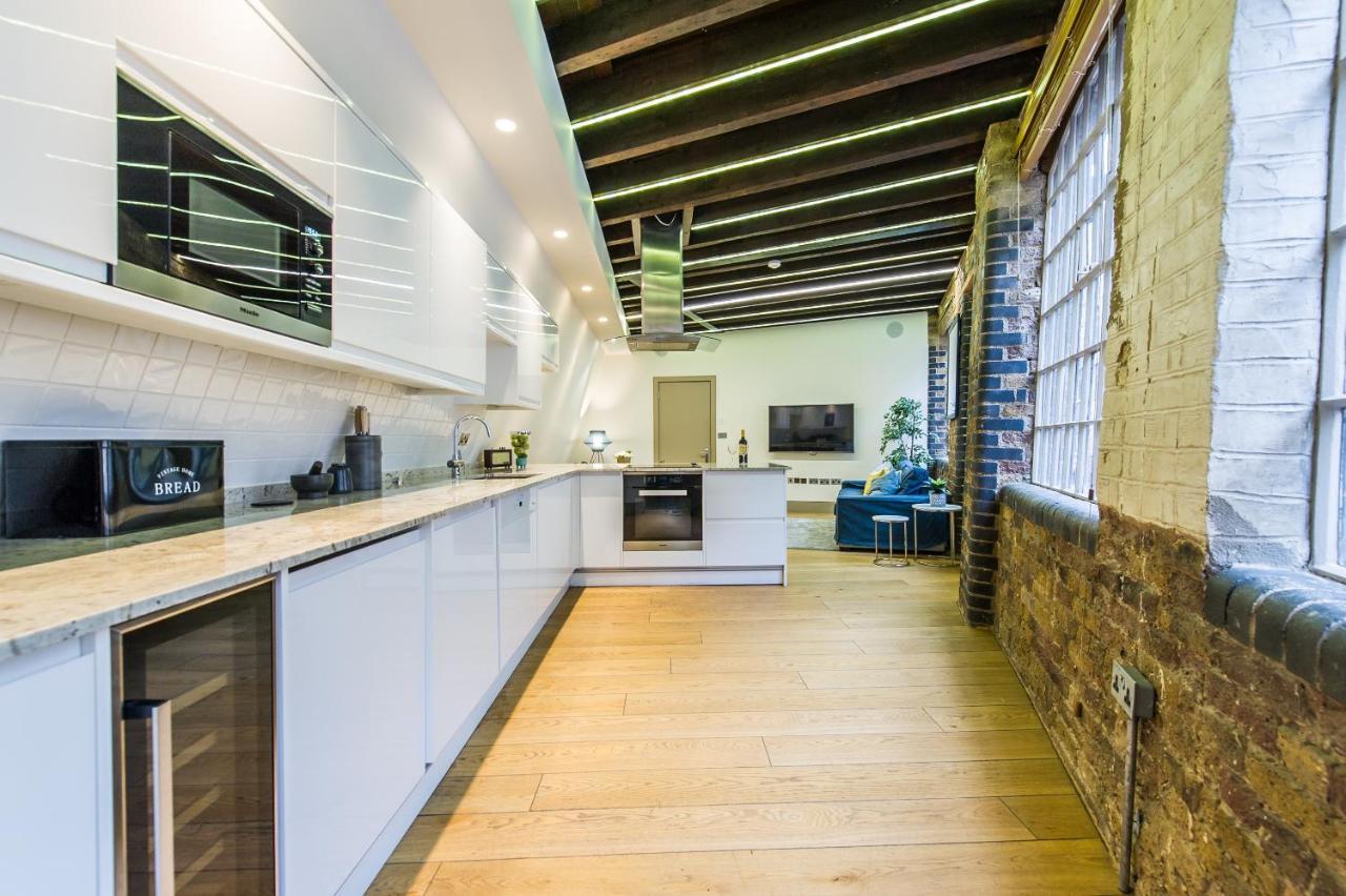 The Hay Stables - Stones Throw To Oxford Street * Londen