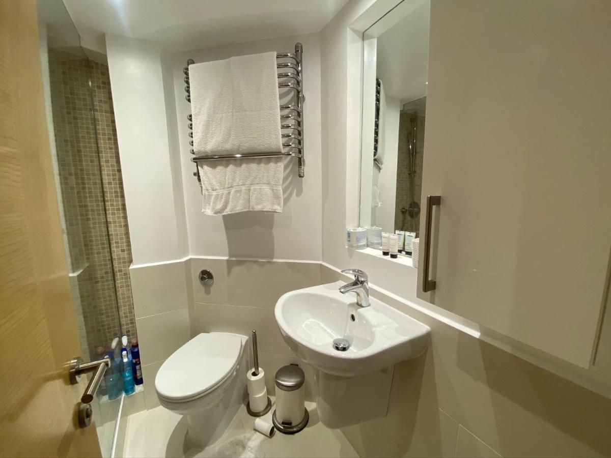 A Sun Drenched Garden Flat In The Heart Of Fulham * Londres
