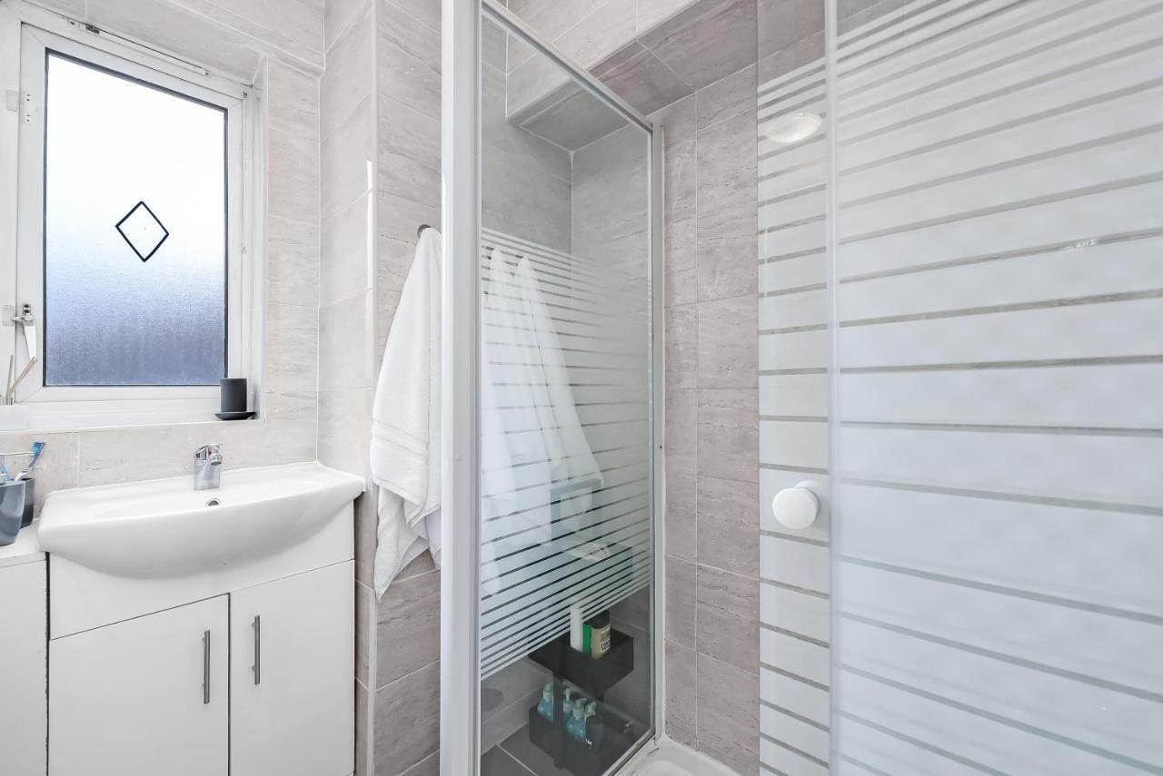 Stylish Excel 3 Bedroom Flat Apartamento *