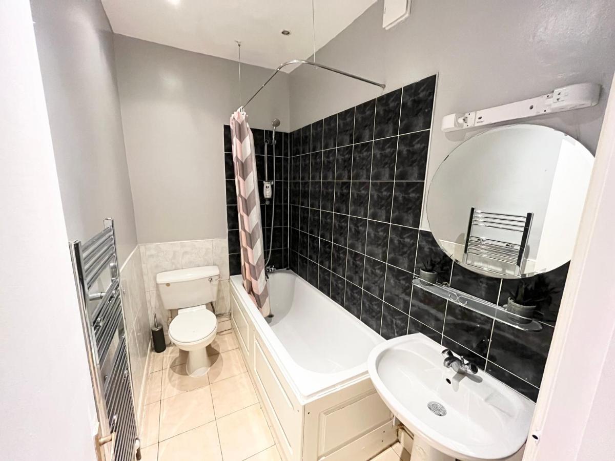 3 Bed On Balham High Road Apartamento