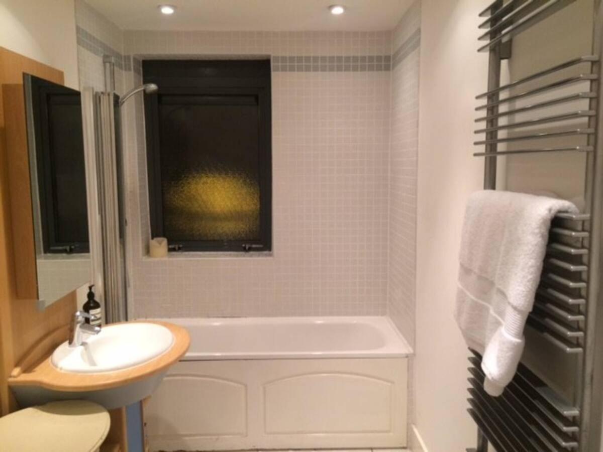 Apartamento Spacious, Bright And Modern Flat In Holloway Londres