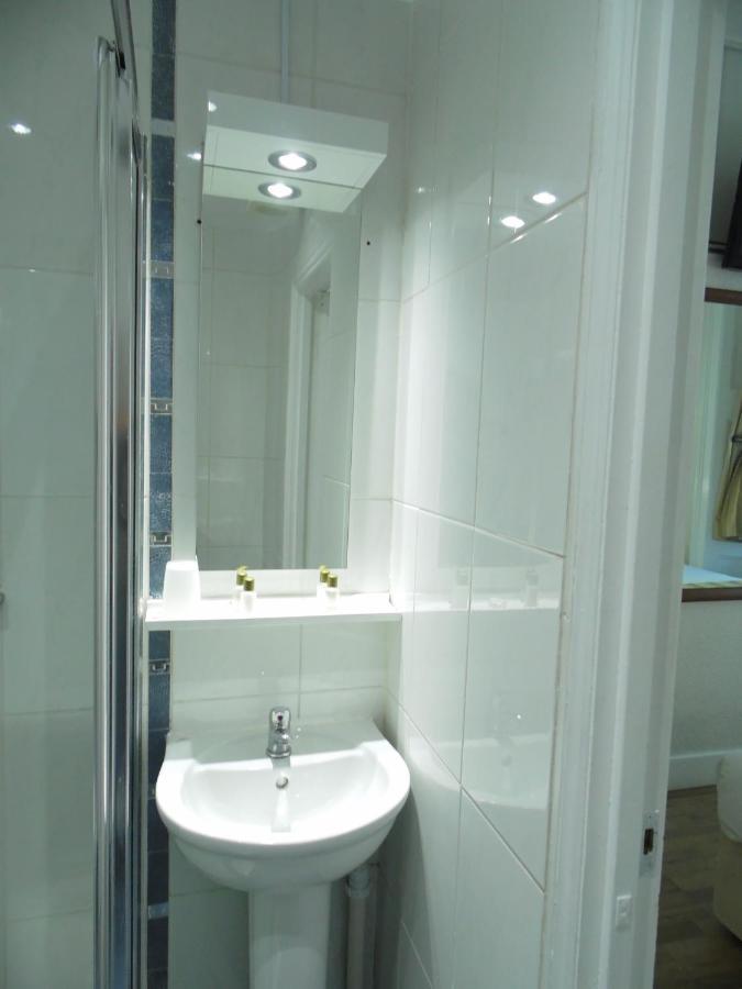 Hotel Falcon 3*
