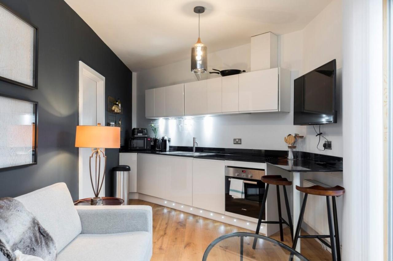Apartamento Modern & Designed 2 Bed Penthouse Apt Sleeps Five