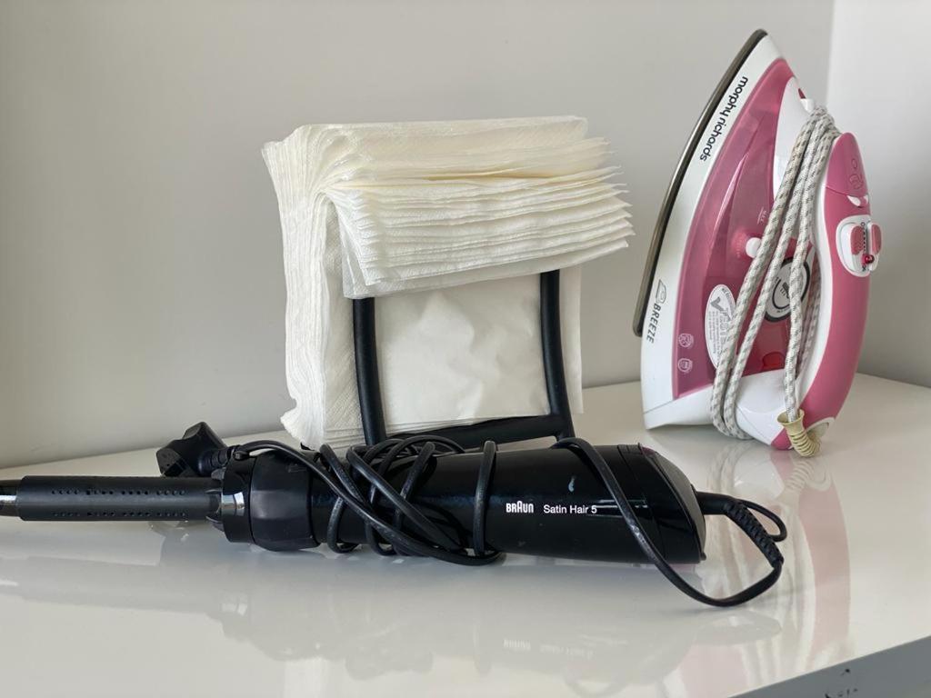 Spacious Modern Ensuite Bedroom Airport Hospedagem domiciliar *