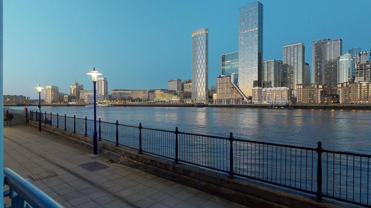 Docklands Riverside Superior 3 Bedroom Apartment By Delta Accomodation Apartamento