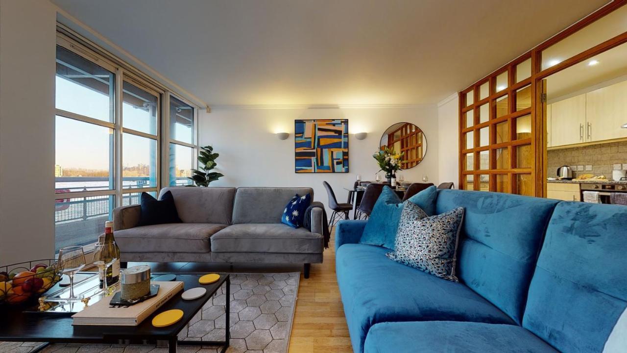 Docklands Riverside Superior 3 Bedroom Apartment By Delta Accomodation Londres