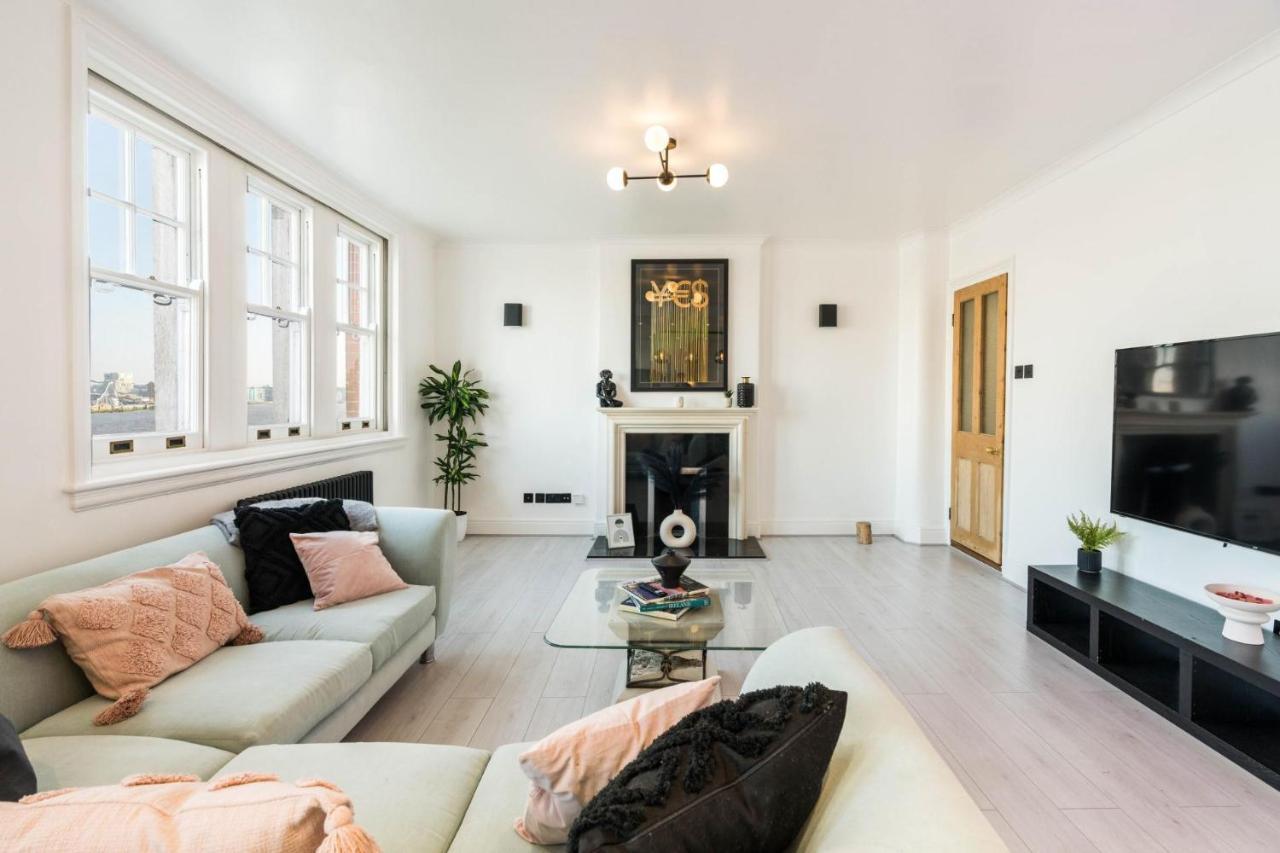 Stunning 3bd Riverside Flat Communal Roof Terrace Londen