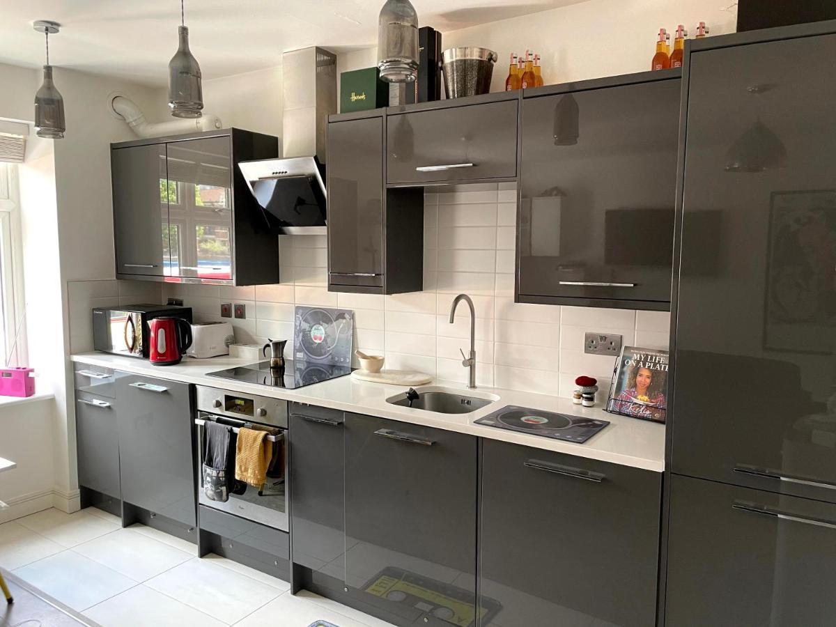 Lovely 1 Bed Cosy With Shard View Apartamento