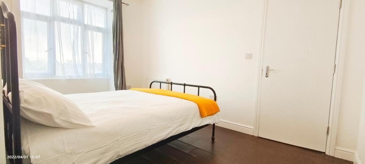 Acacia Flat 189 In Wembley London
