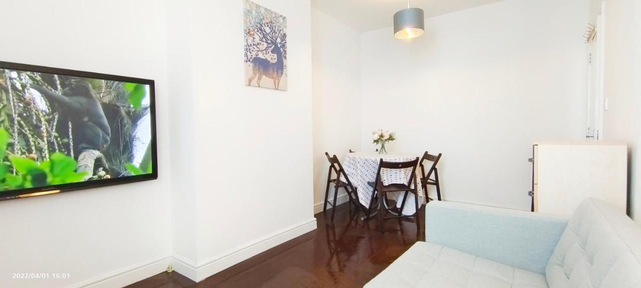 Acacia Flat 189 In Wembley London