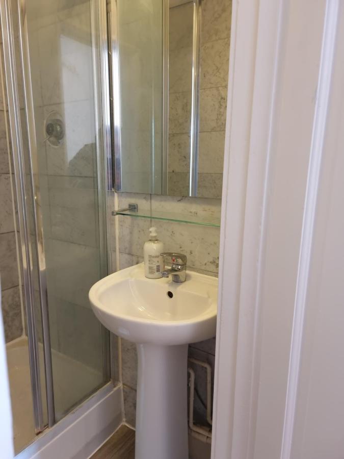 F17-bright 3rd Flr Studio For 2 Near Paddington *
