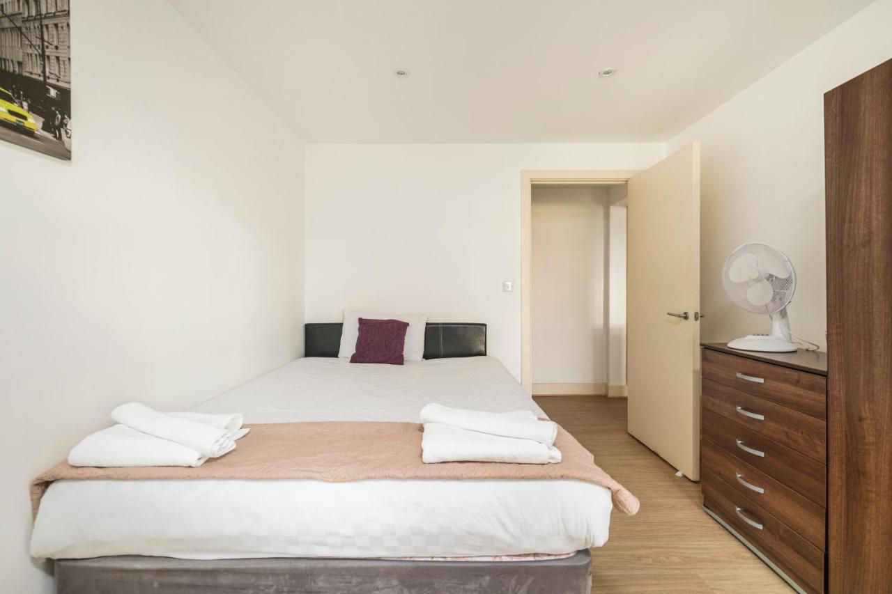 Canary Wharf/docklands/excel Spacious Apt E14 * Londres