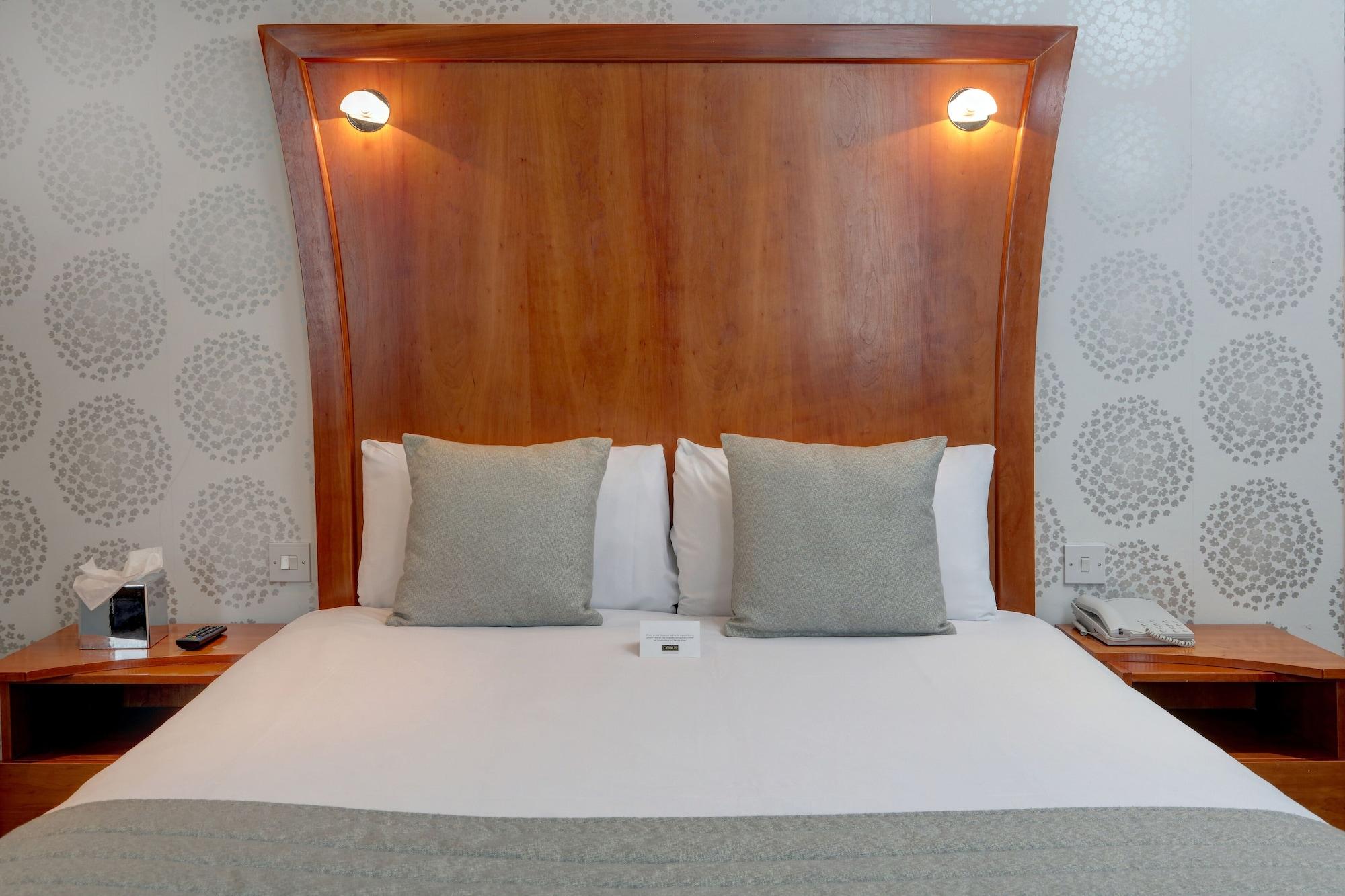 Corus Hyde Park 4*
