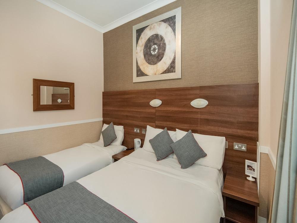 Huttons Hotel, Victoria 3*