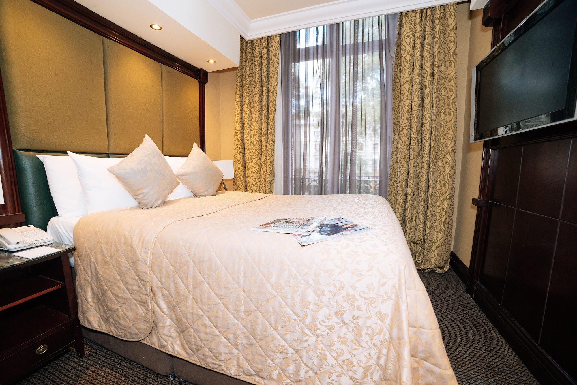 Hotel The Premier Notting Hill 4*