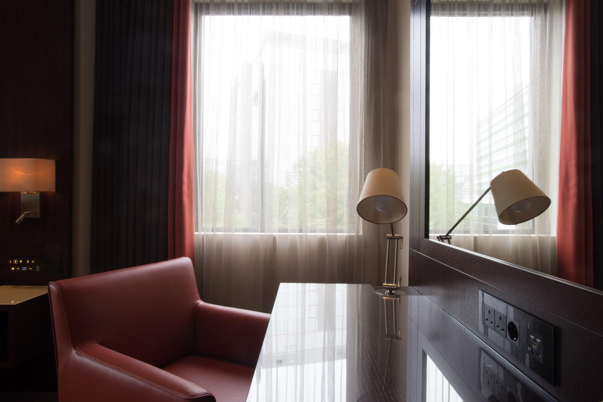 Hotel St George's - Wembley 4*
