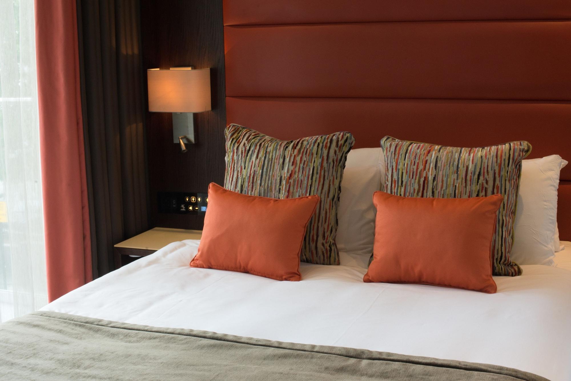 Hotel St George's - Wembley 4*