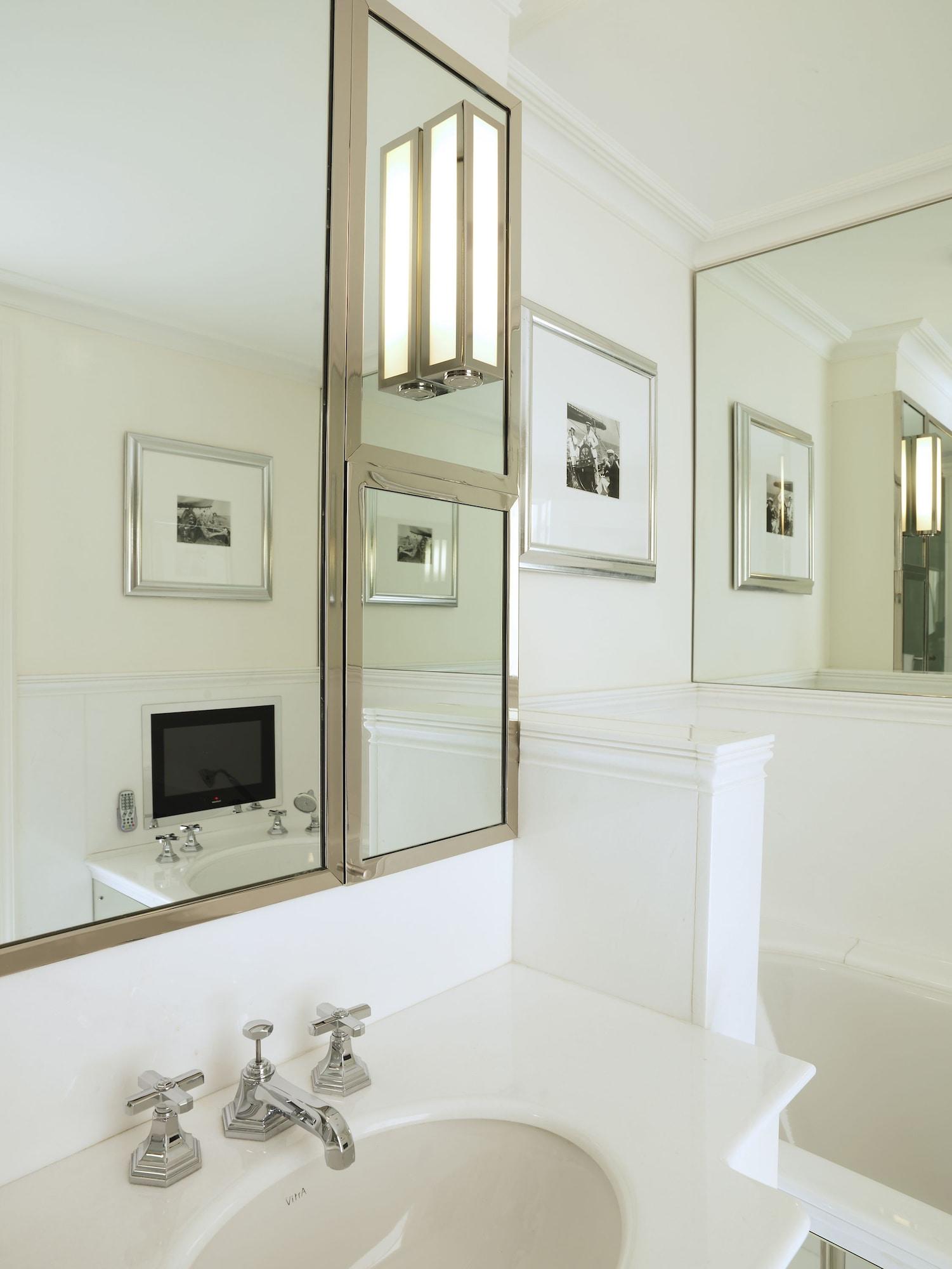 The Connaught, Maybourne Collection Hotel 5*