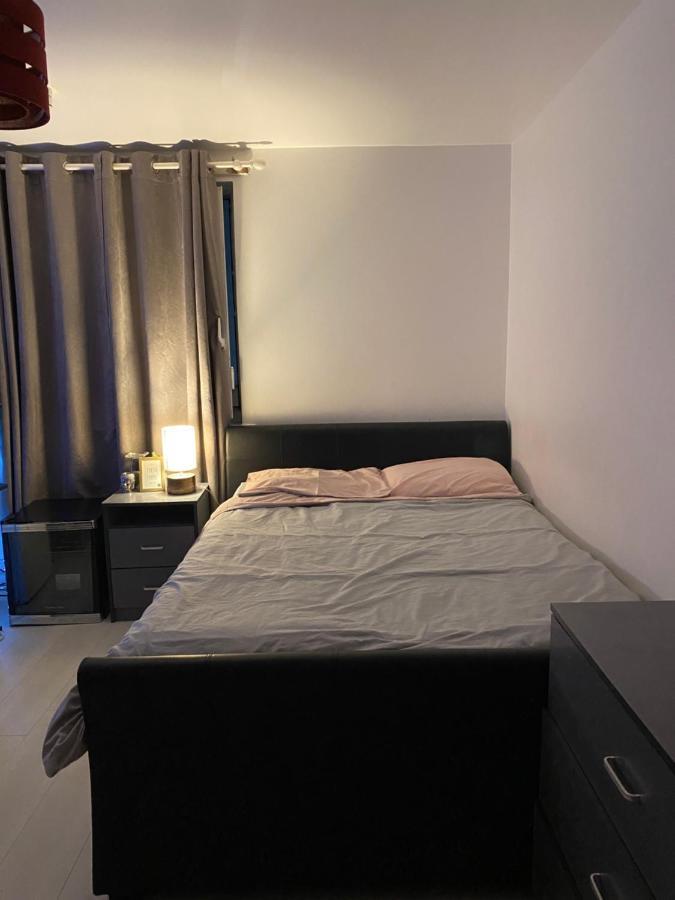Habitación en casa particular Private - Shared Near The City Londres