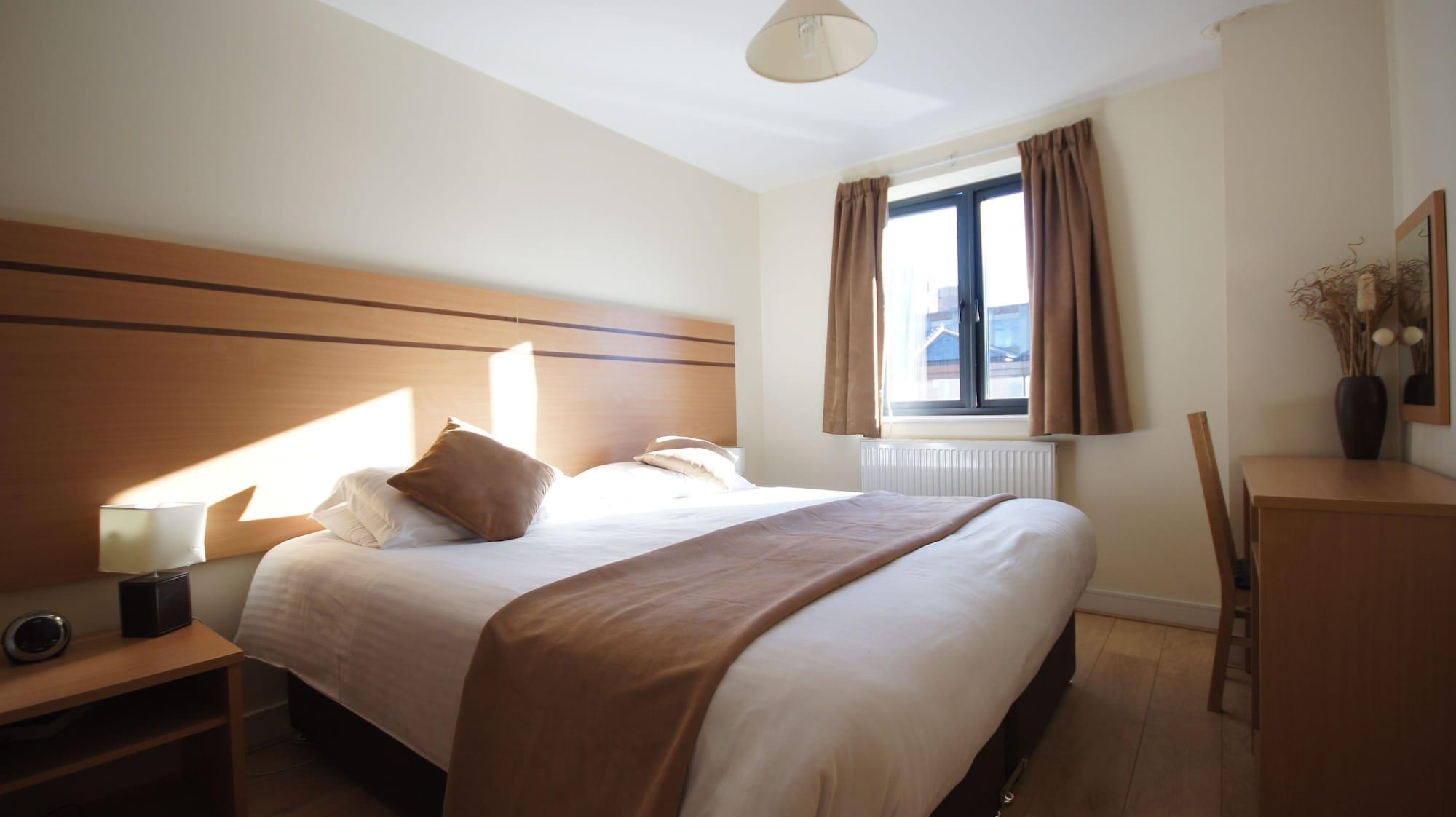 Crompton Court * Londres