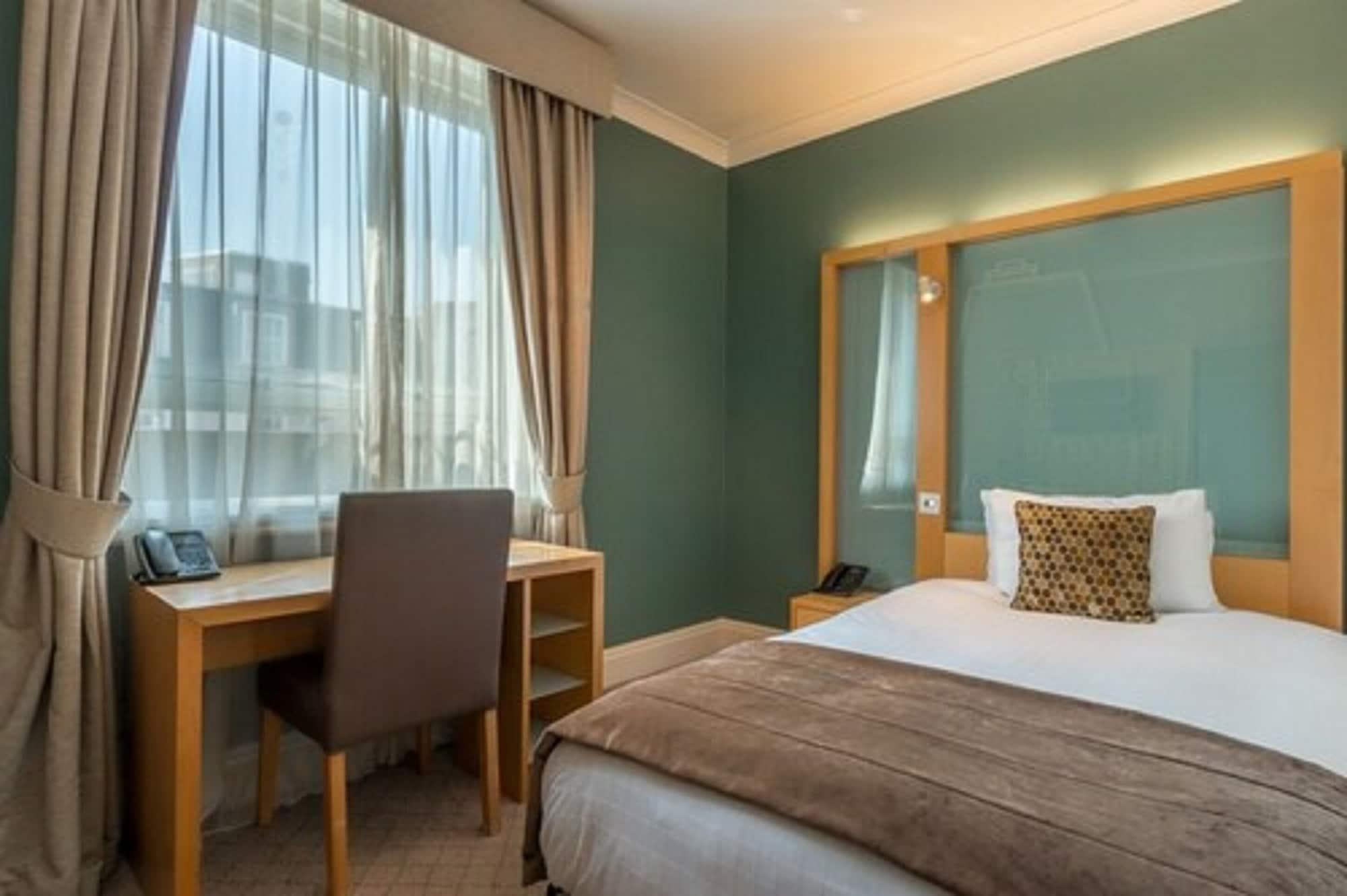 The Cumberland, 4* Londres