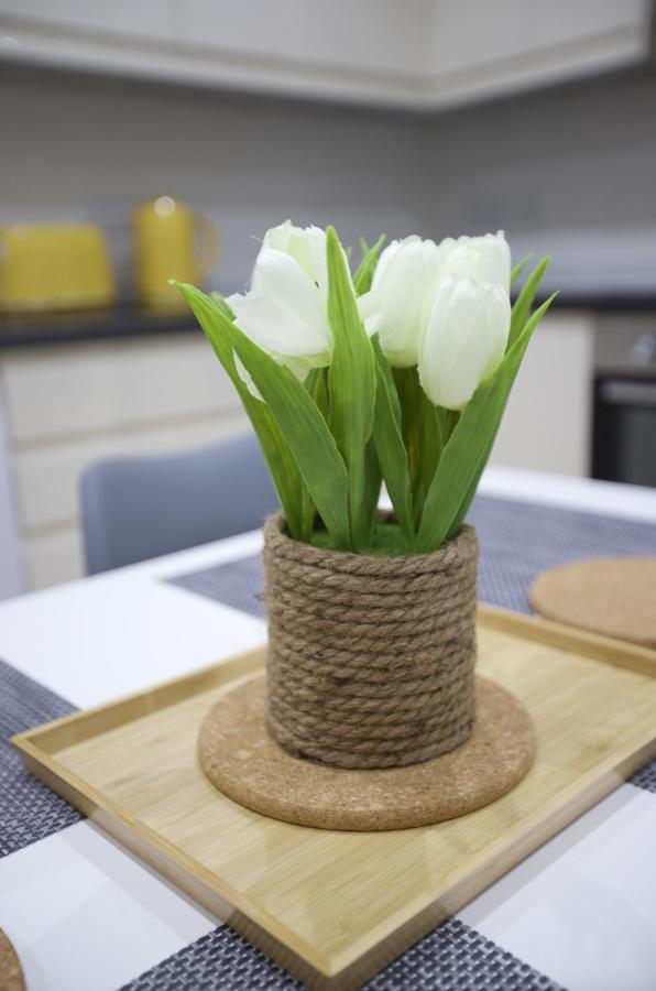 Lovely In Aldgate East 5 Apartment