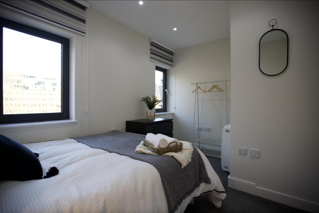 Lovely In Aldgate East 5