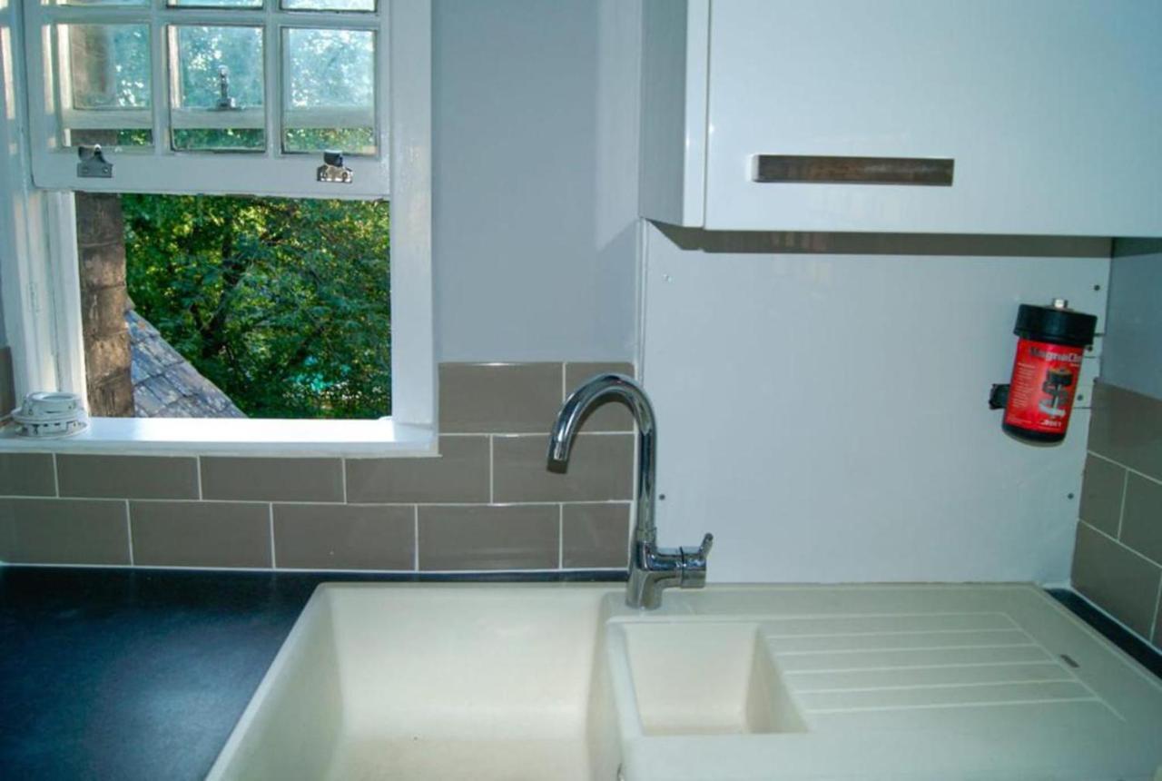 Appartement Victorian Building - Sleeps 5 - Pet Friendly Londen