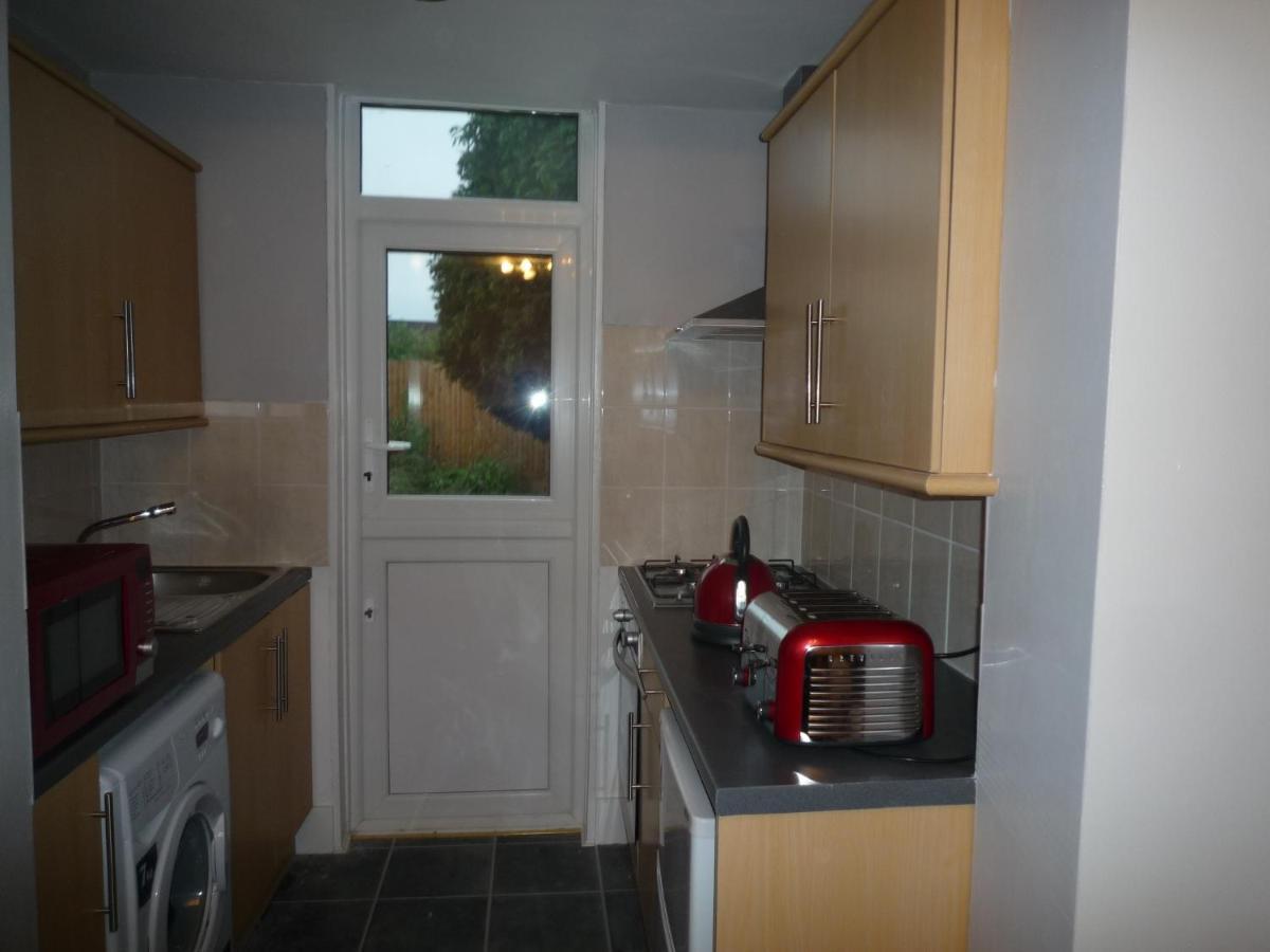 4 Bedroom & 2 Bedroom Appartement *
