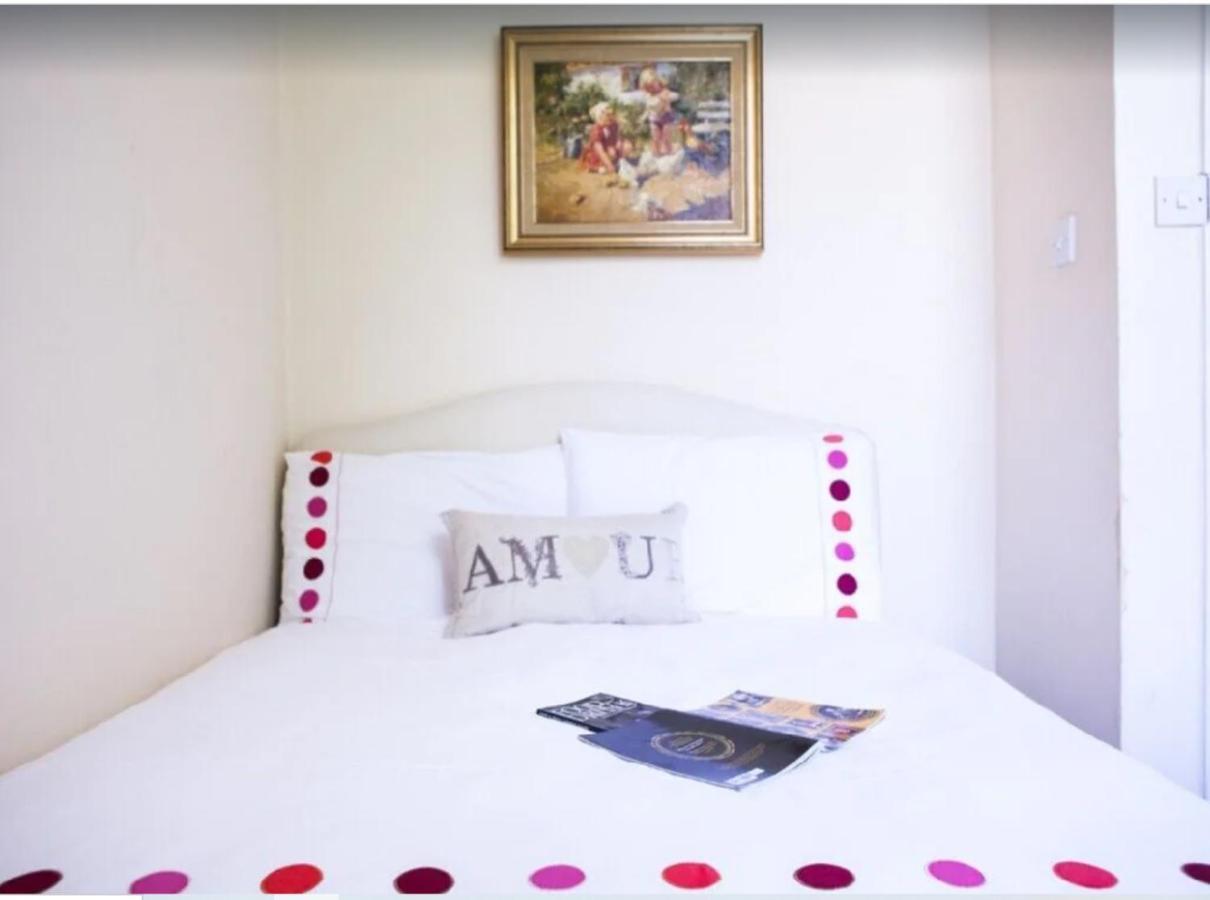Knightsbridge Early Am Check-in Often Possible -next2 Harrods 3 Bedrooms-2baths Londen