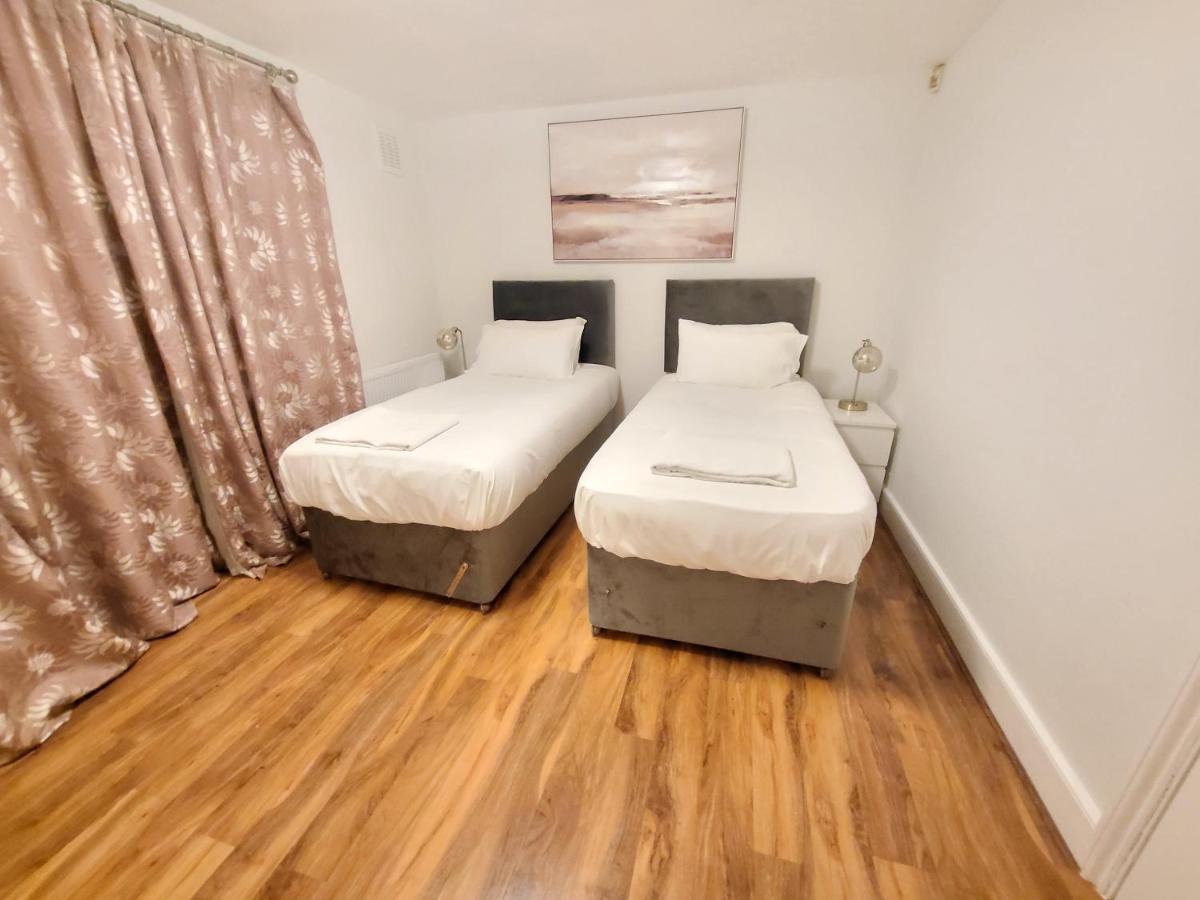 Modern Apartment, Woolwich Apartamento *