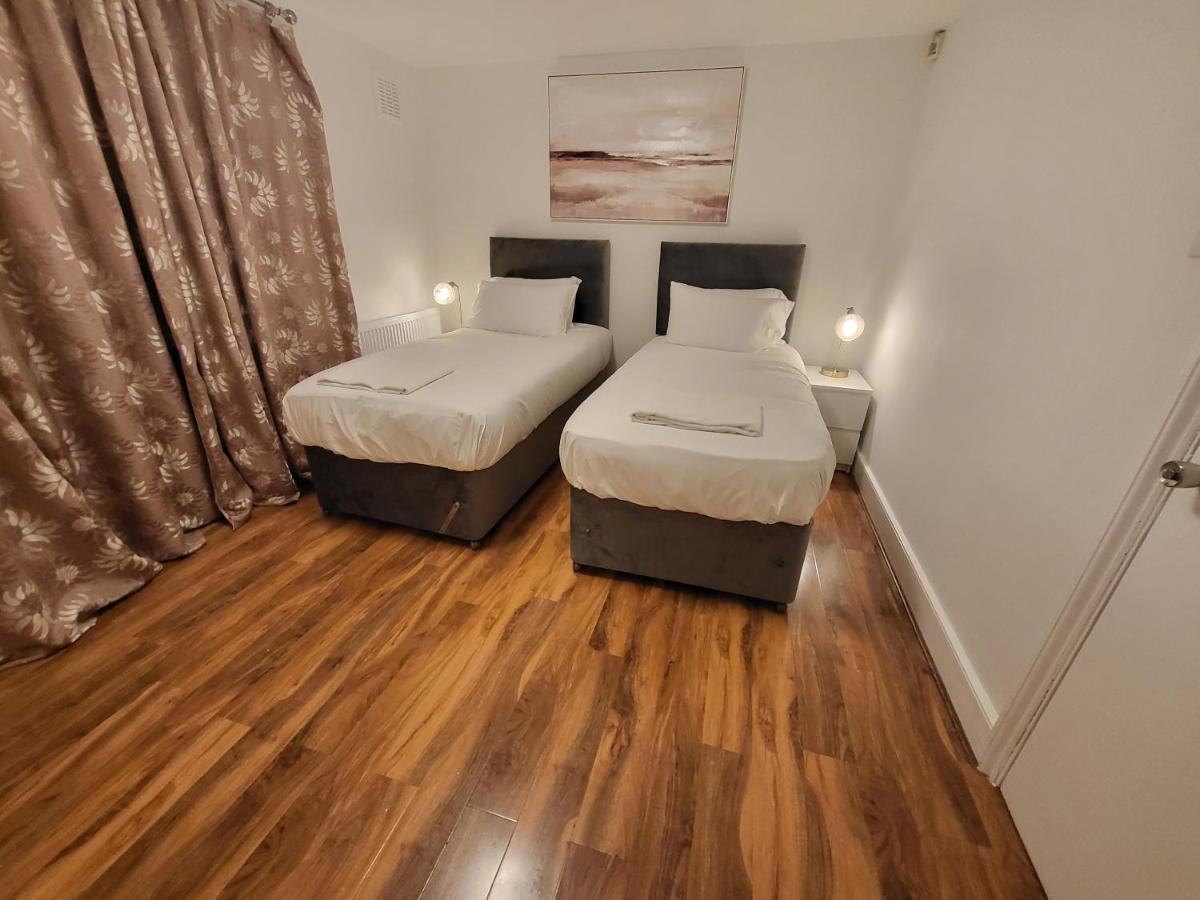 Modern Apartment, Woolwich Apartamento *