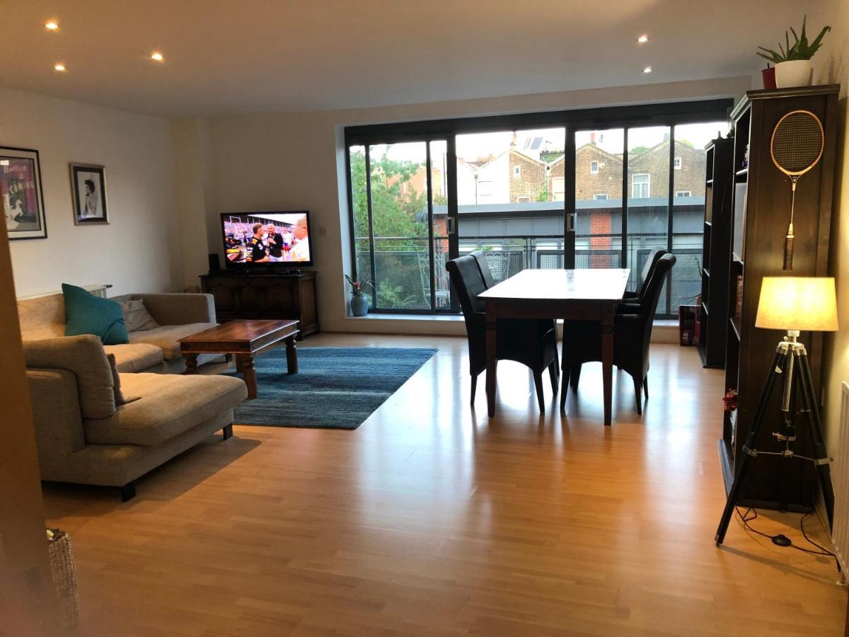 Spacious, Bright And Modern Flat In Holloway Apartamento *