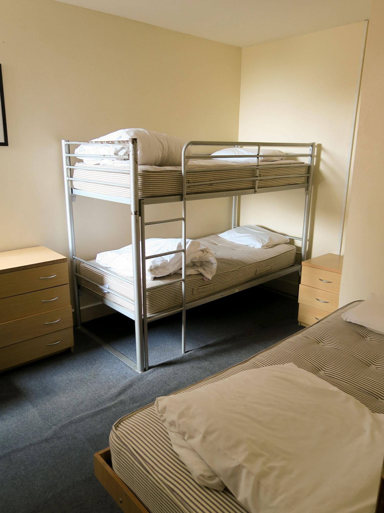 Albergue Continental *