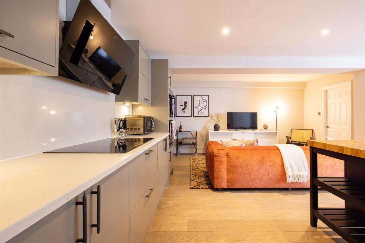 The Paddington Flat - Modern 2bdr With Patio * London