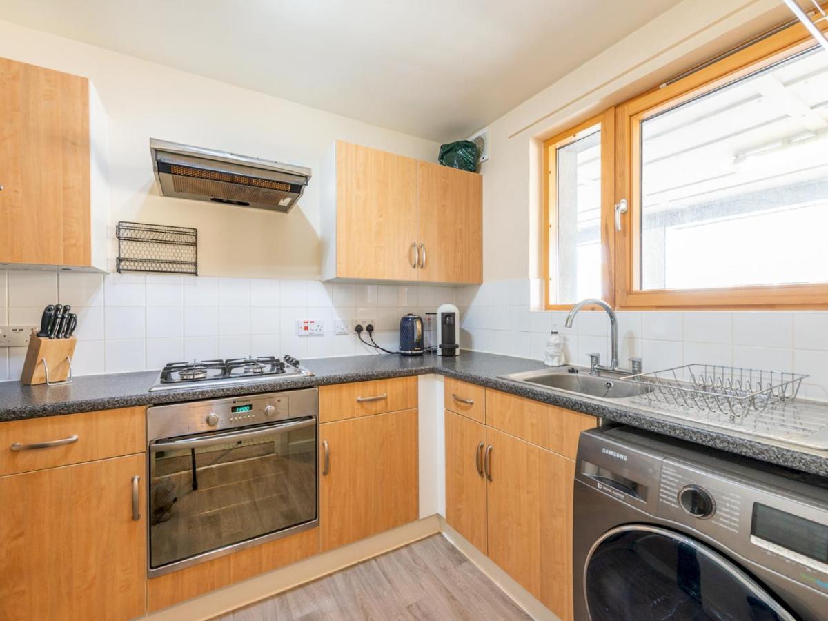 Pass The Keys Cozy With Private Balcony In Whitechapel Apartamento